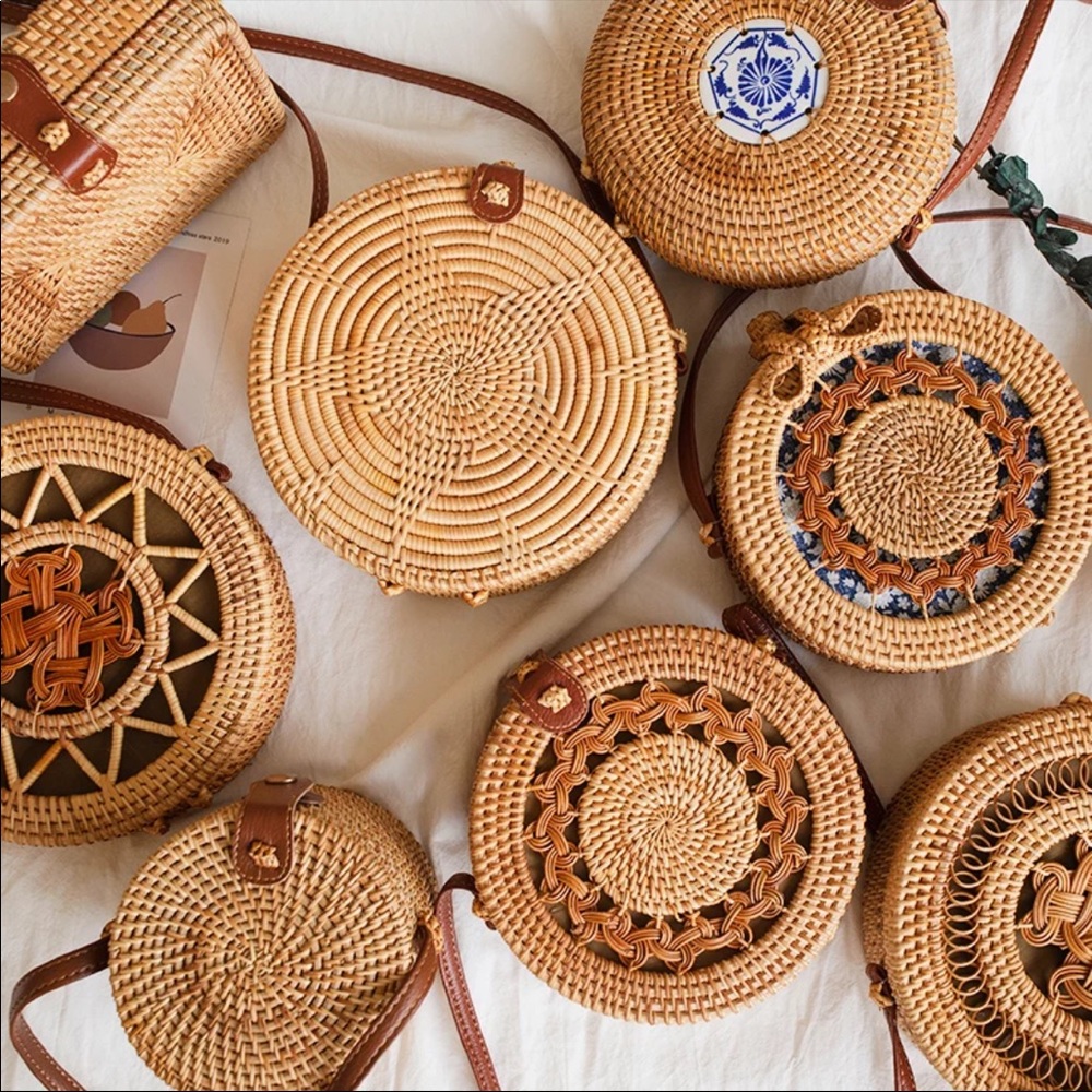 Straw bag